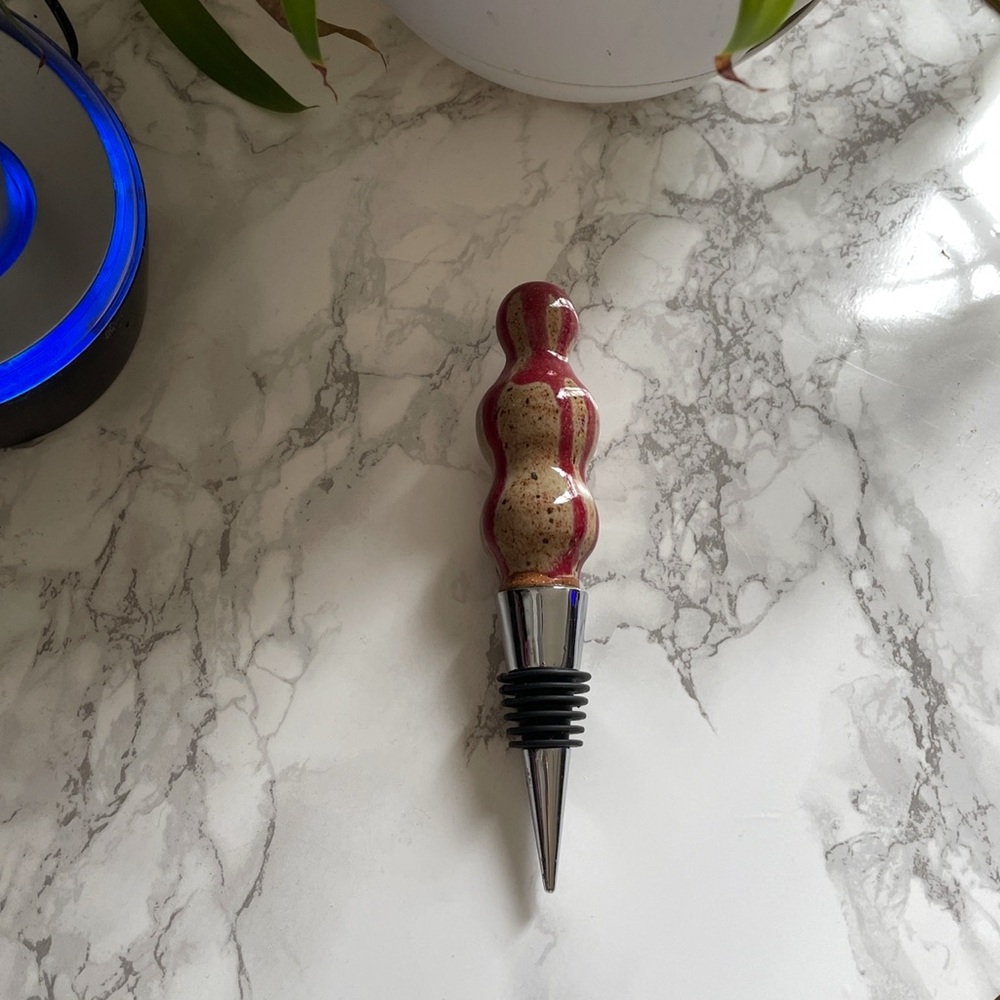 Elegant Red and Silver Wine Stopper